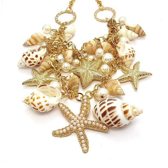 Chunky Gold Shell Charm Necklace Starfish Pearls Statement Coastal Jewelry NWT - Picture 1 of 3